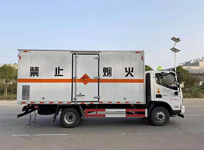 马边爆破器材运输车