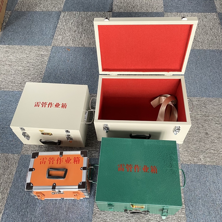 马边爆破工程作业箱如何选择？玻璃钢与传统材质的全面对比